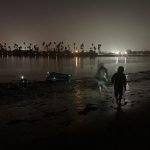 Oru Kayak Beach | Stable. Durable. Light - Lake/River Kayaks - Beginner. Intermediate - for Day Trips. Picnics. and Casual Fun with Family and Friends - Size (Unfolded): 12'1 x 29. 25 Lbs photo review