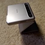 Aurzen ZIP Tri-Fold DLP Truly Mini Projector. Pocket Size. Zero-Lag Focus. One-Click Screen Mirroring. Full-Screen Mode. Type-C Fast Charging. 5.000mAh Battery. Indoor Outdoor Portable Projector.Gold photo review