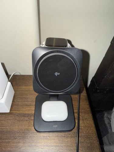 ESR for MagSafe Charger Stand. 3 in 1 Charging Station with CryoBoost. Phone-Cooling Wireless Charging. Qi2 Certified 15W MagSafe Stand. for iPhone 17/16/15/14/13/12. AirPods. Apple Watch. White photo review