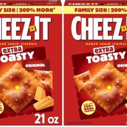 Cheez-It Cheese Crackers. Baked Snack Crackers. Lunch Snacks. Family Size. Extra Toasty. 21oz Box (1 Box) (Pack of 2)