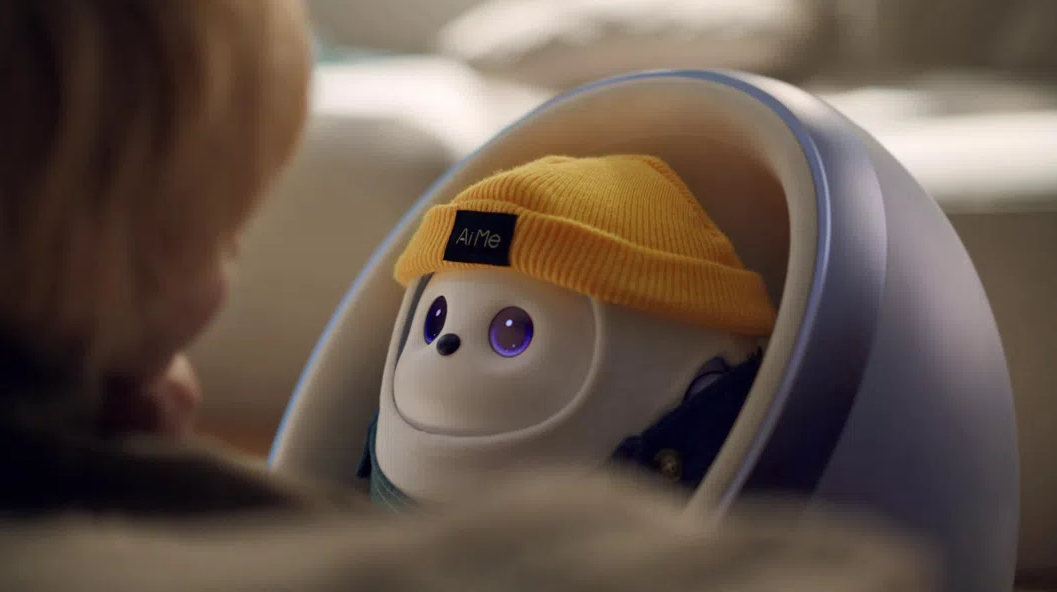 TCL Modular AI Companion Robot