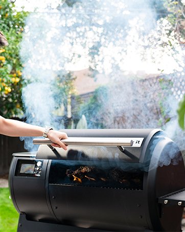 Brisk It Zelos-450 Electric Wood Pellet Smoker Grill – A.I. Smart BBQ Grill with WiFi. 7-in-1 Outdoor Grill & Smoker. PID Controller (Up to 500°F). 450 sq.in Cooking Area. Meat Probe